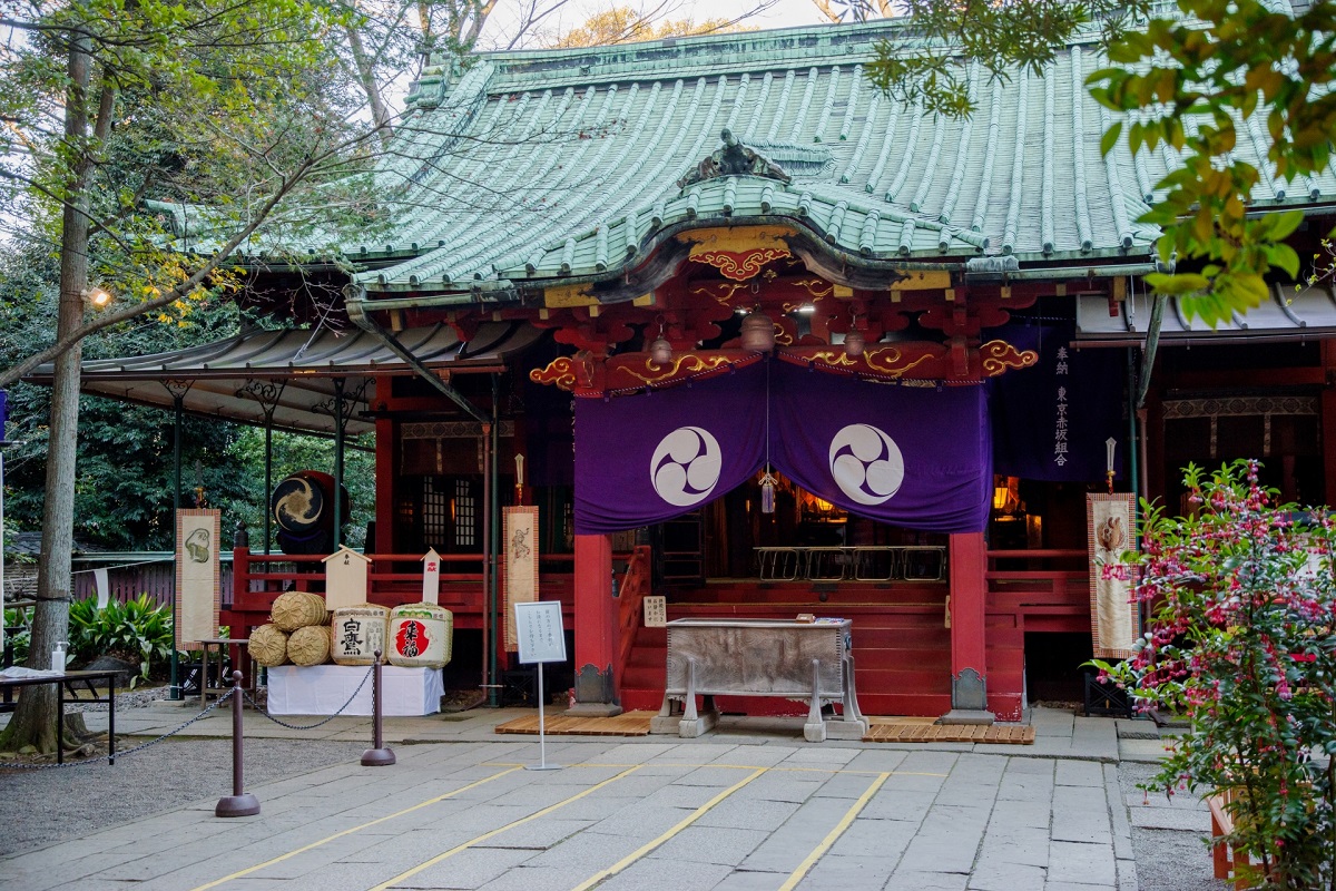 赤坂氷川神社 拝殿