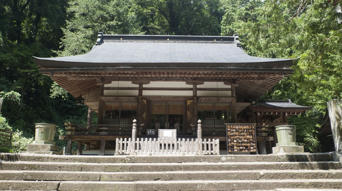 金鑚神社 拝殿