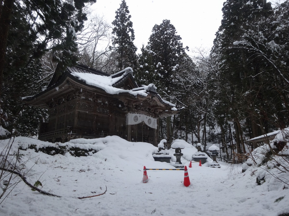 十和田神社 拝殿