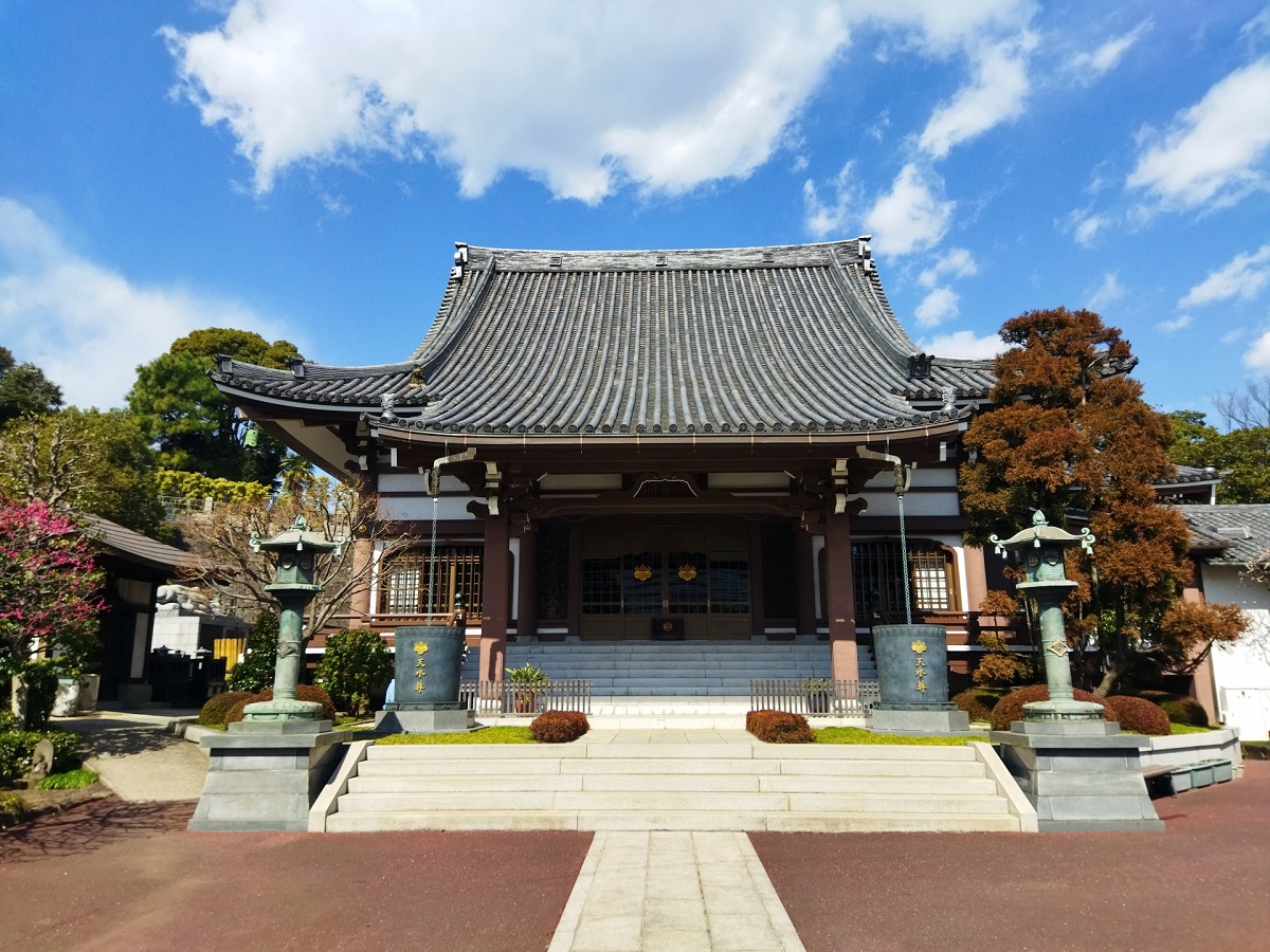 青木山 本覚寺 本堂