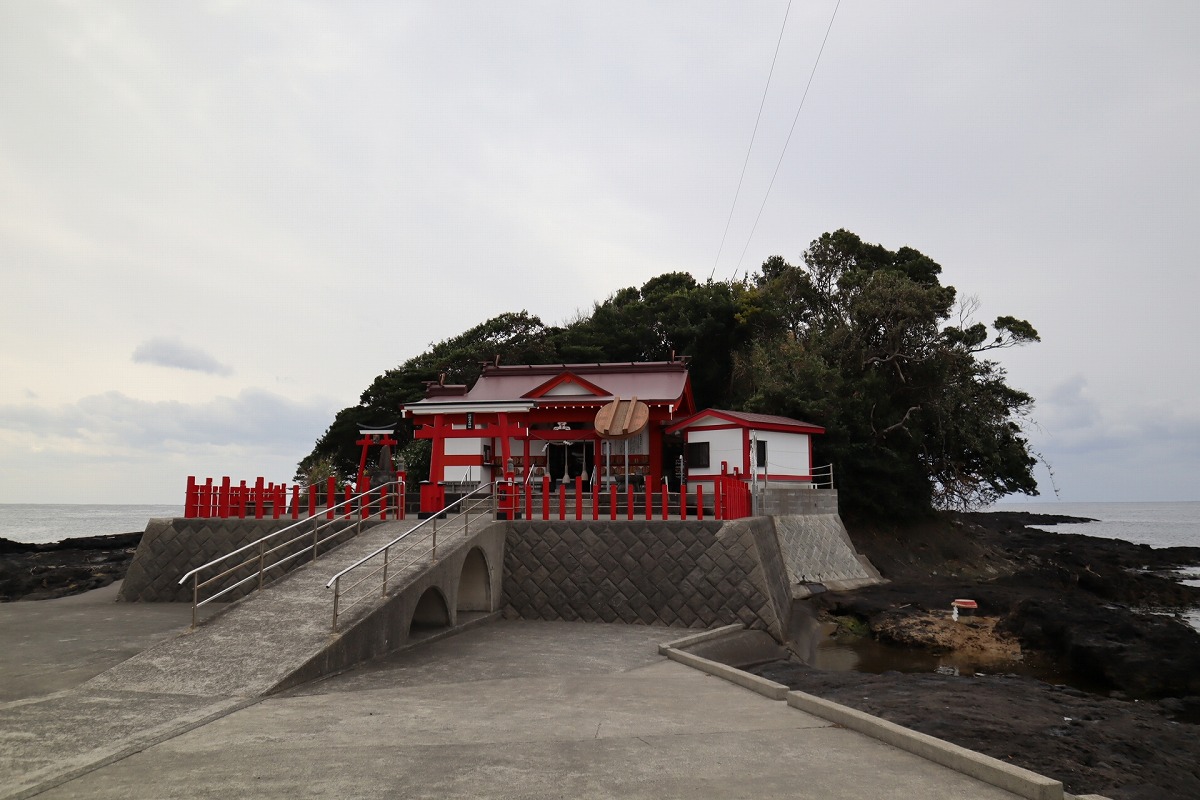 釜蓋神社 社殿
