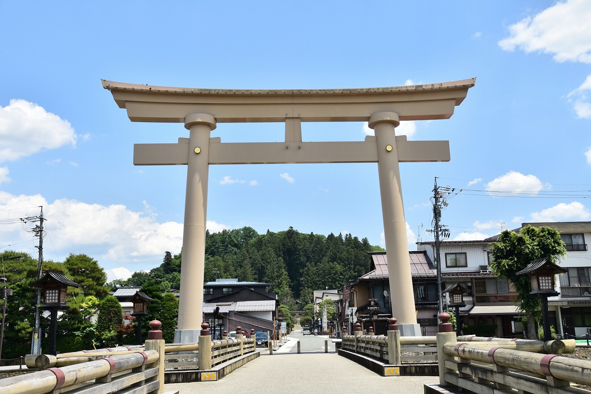 櫻山八幡宮 大鳥居