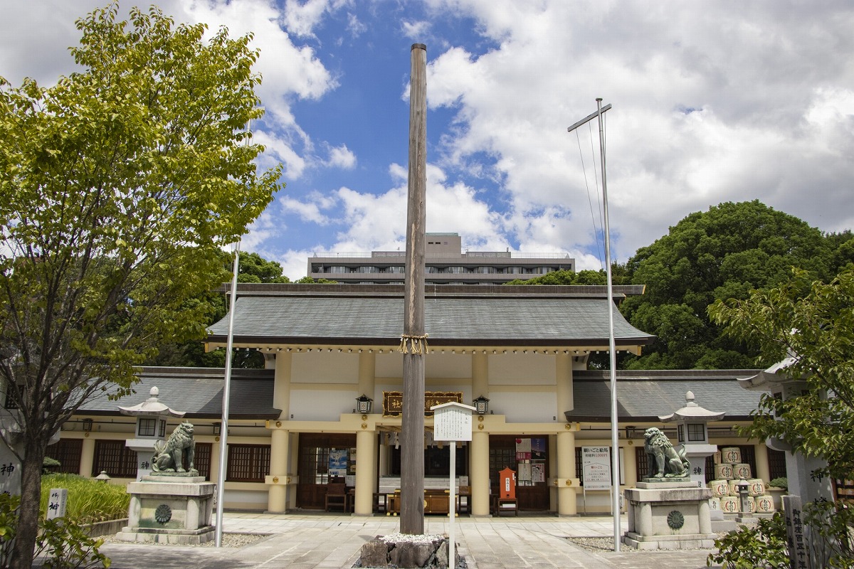 愛知縣護國神社 拝殿