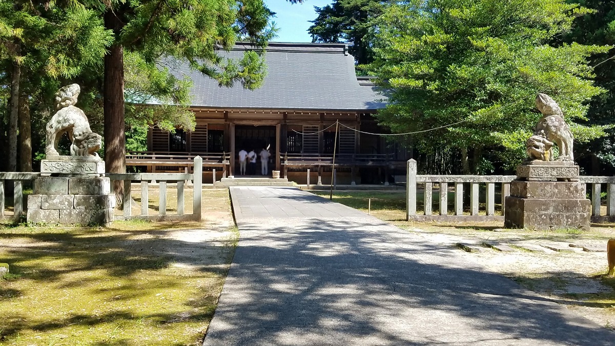 倭文神社 拝殿