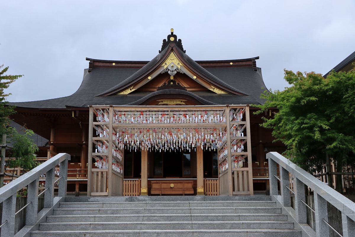 富知六所浅間神社 拝殿