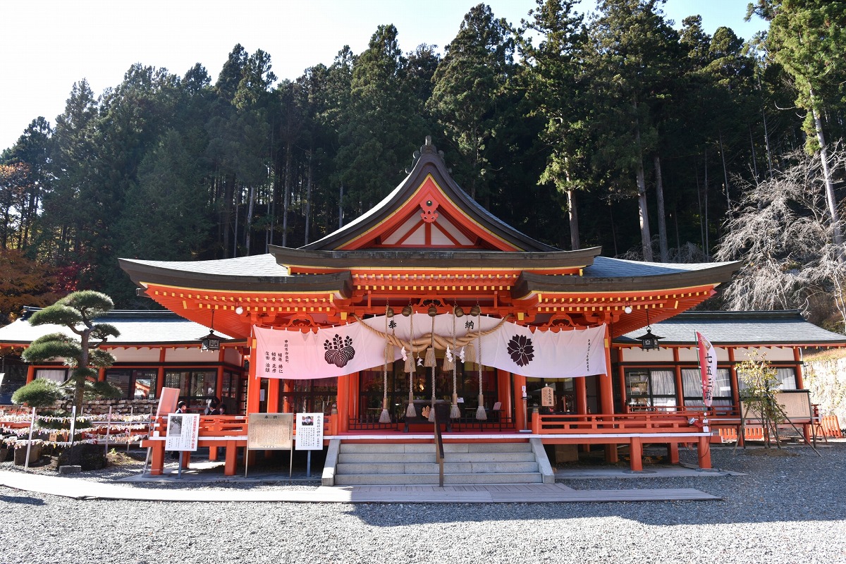 金櫻神社 拝殿