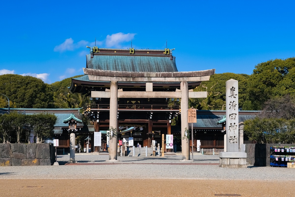 真清田神社 鳥居と楼門