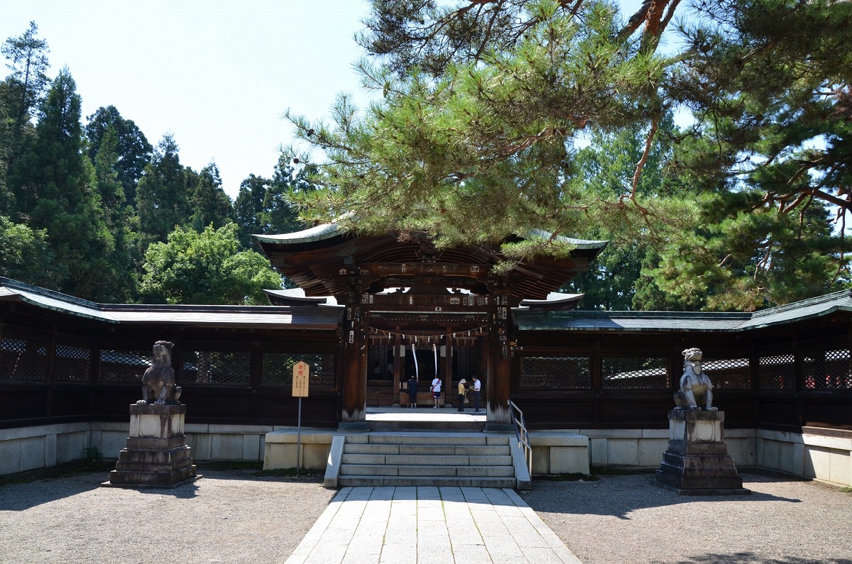 上杉神社 拝殿