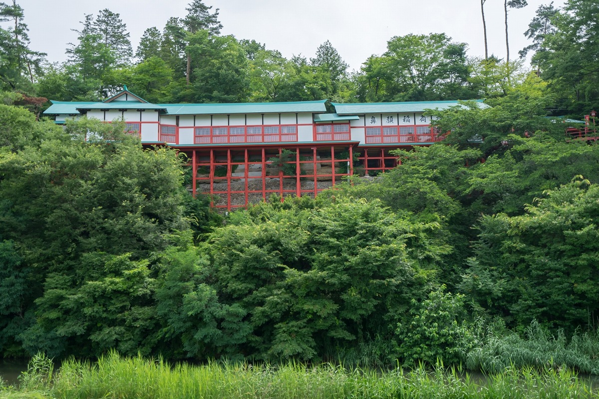 鼻顔稲荷神社 空中楼閣