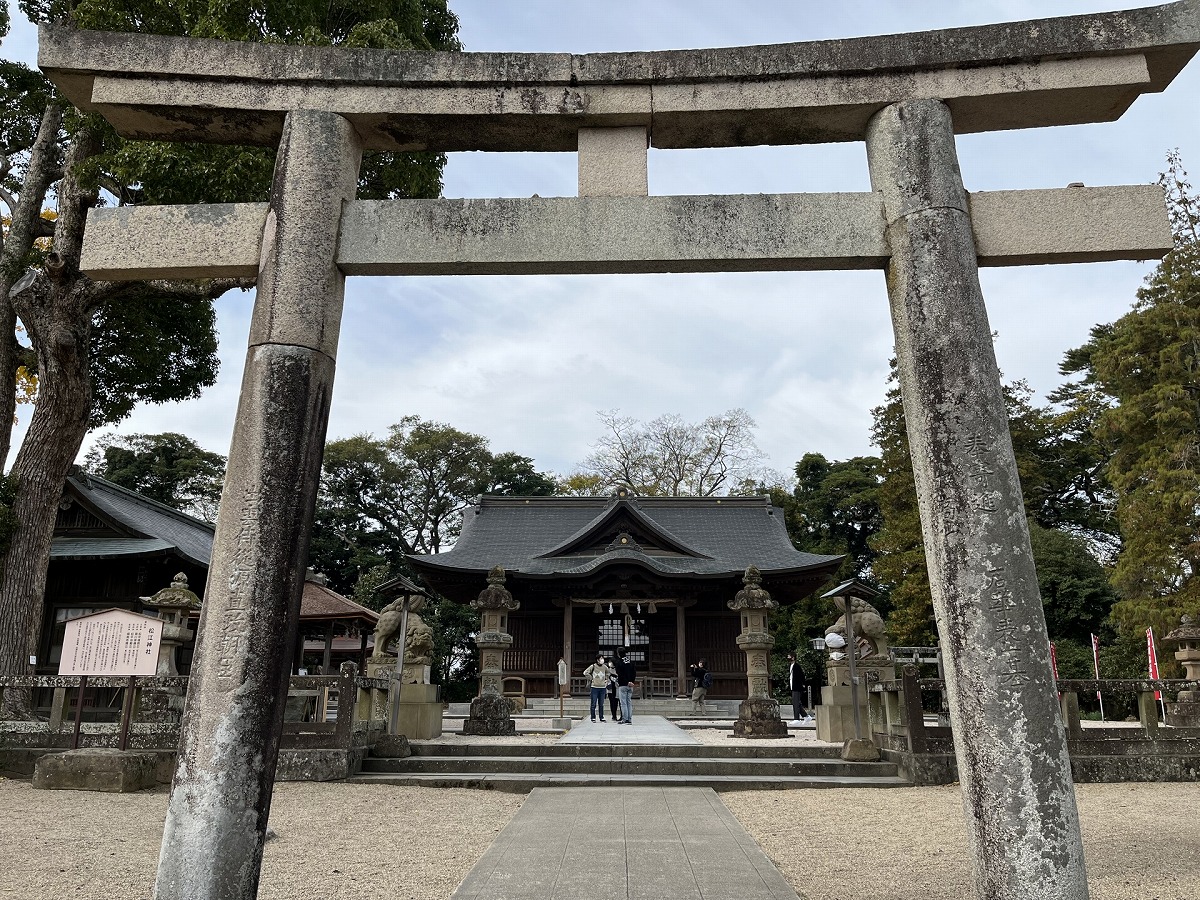 松江神社 鳥居と拝殿