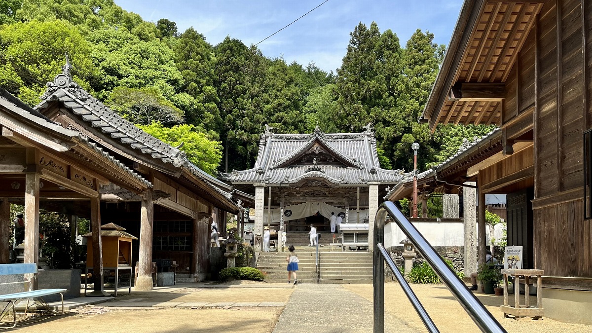 四国八十八箇所霊場 第十一番札所　金剛山 藤井寺　本堂