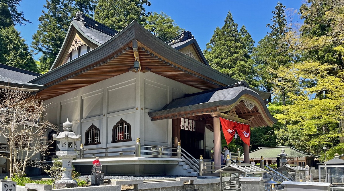 四国八十八箇所霊場 第六十六番札所　巨鼇山雲辺寺　本堂