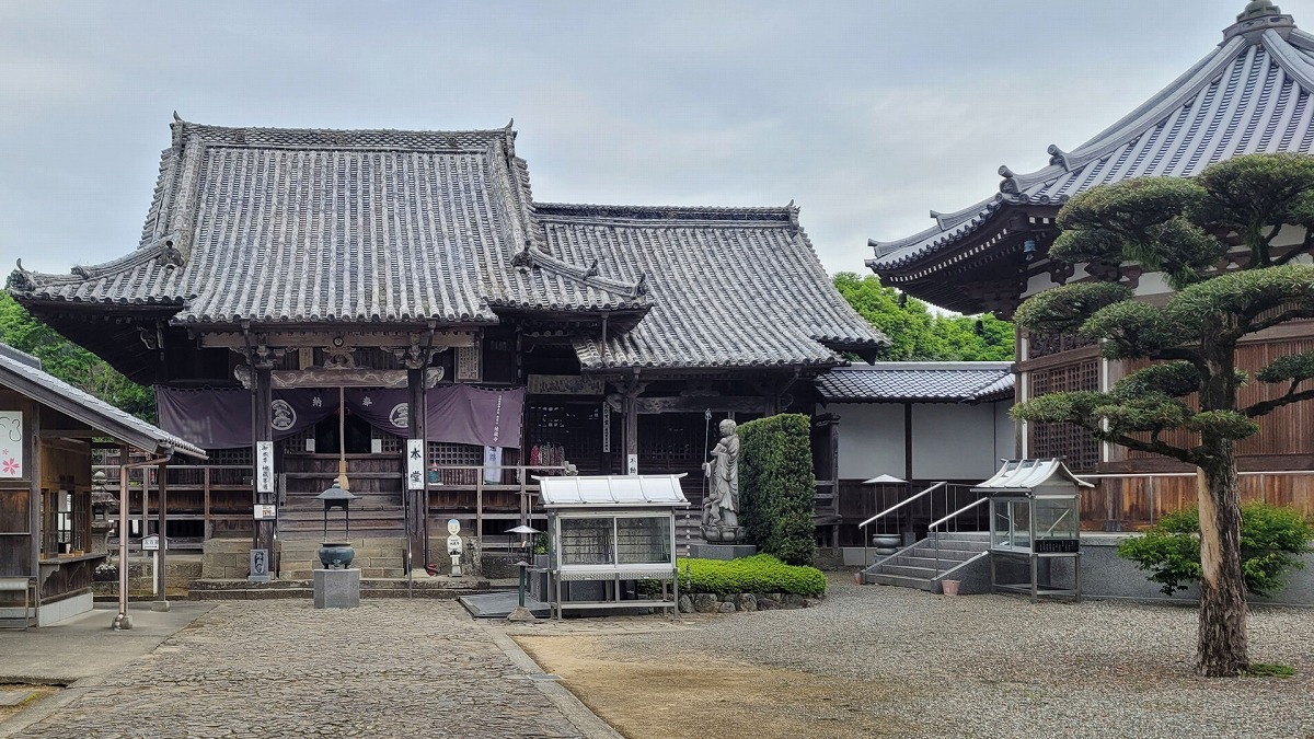 四国八十八箇所霊場 第五番札所　無尽山地蔵寺　本堂