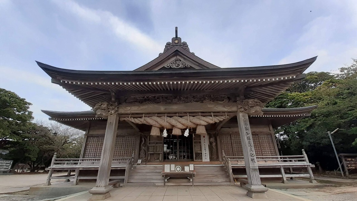 神崎神社 拝殿