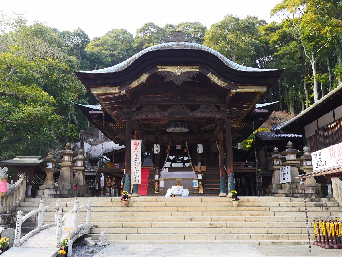 由加神社本宮 拝殿