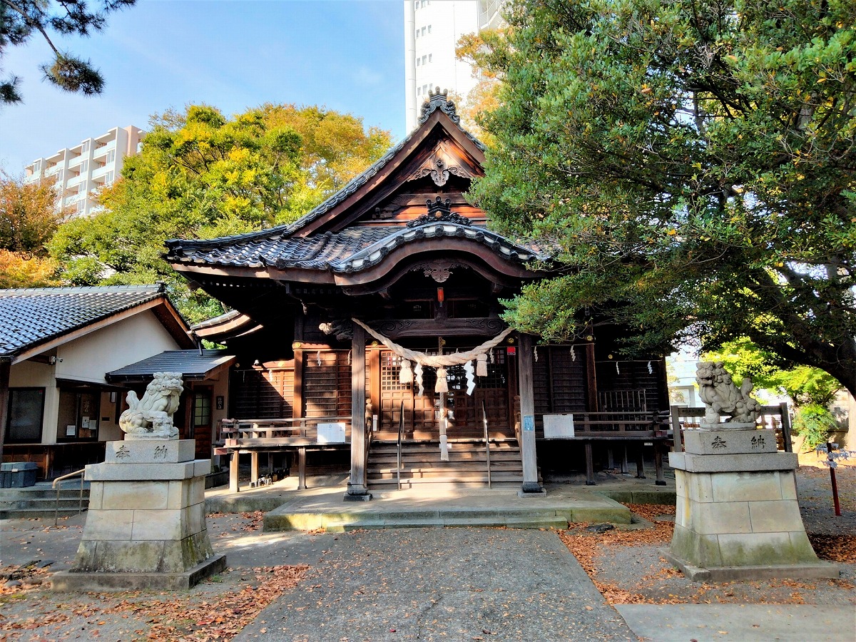 平岡野神社 拝殿