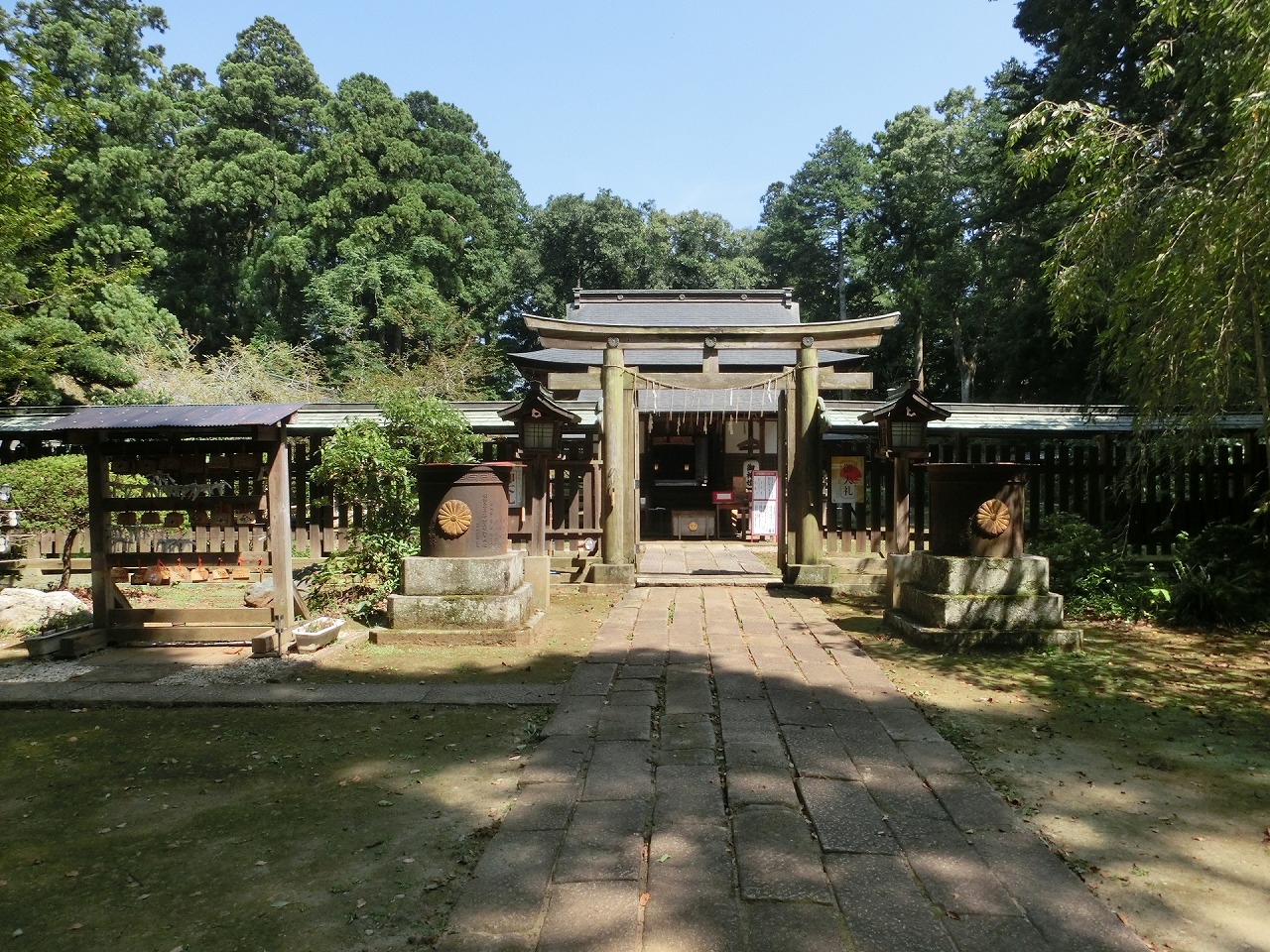 小御門神社 拝殿