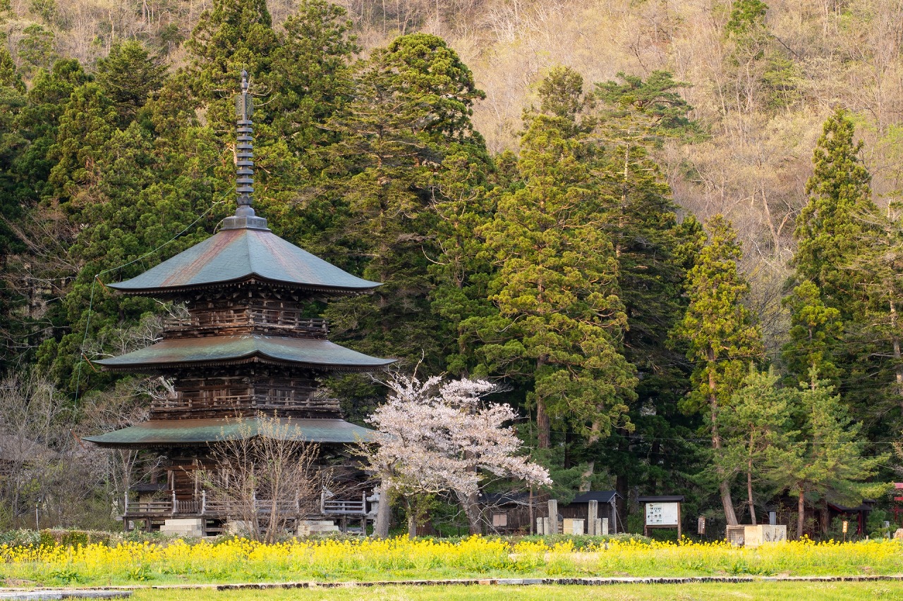 安久津八幡神社 三重塔