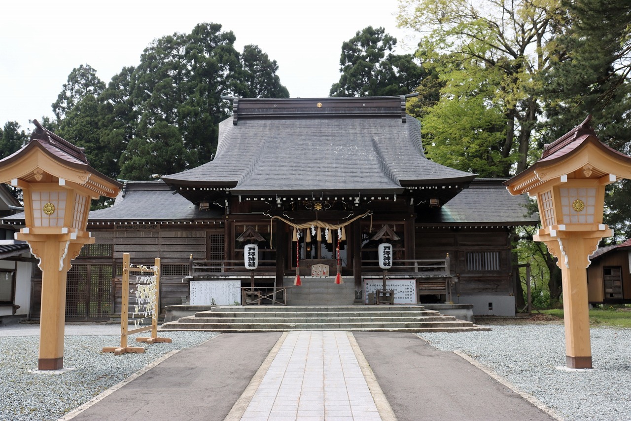 戸澤神社 拝殿