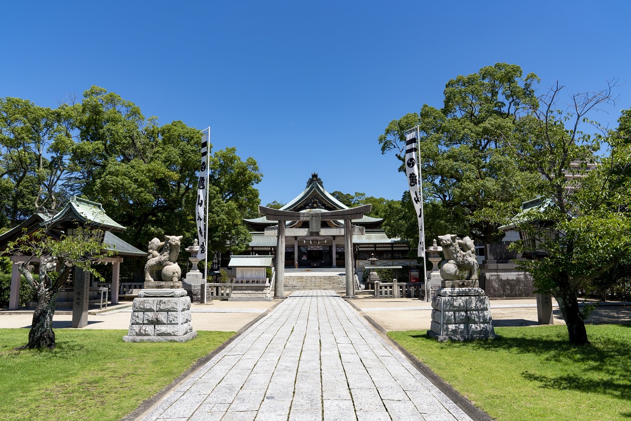 亀山八幡宮 拝殿