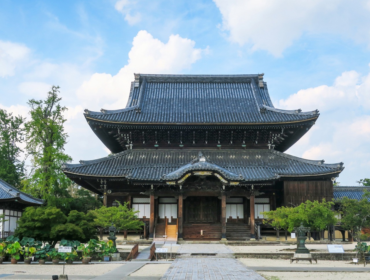 真宗高田派本山 専修寺　本堂