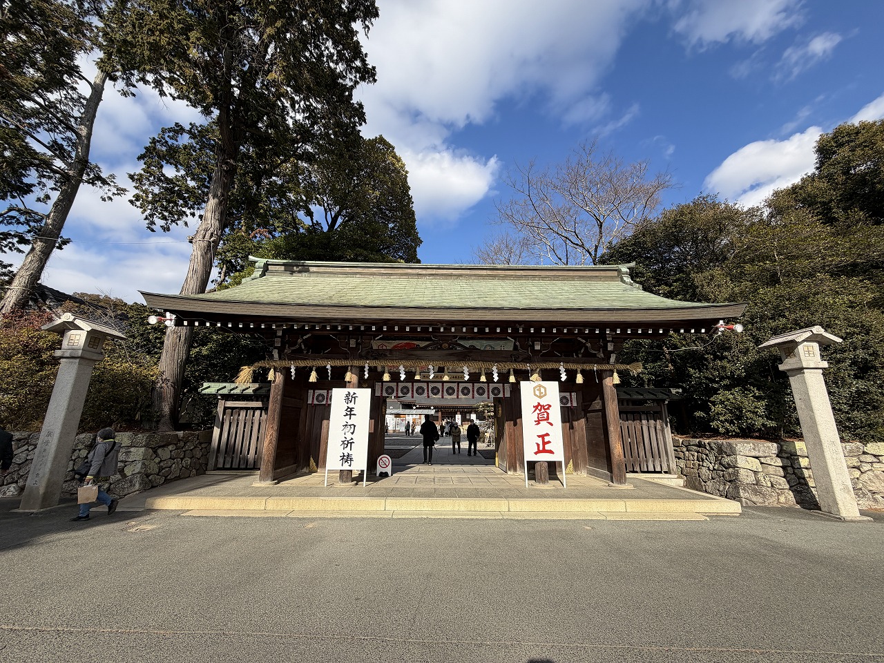 砥鹿神社 表神門