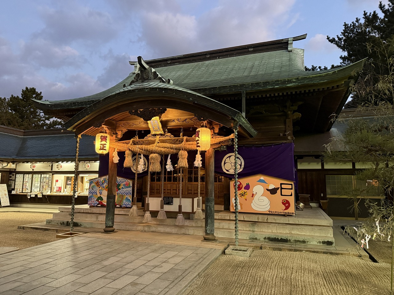 彦島八幡宮 拝殿