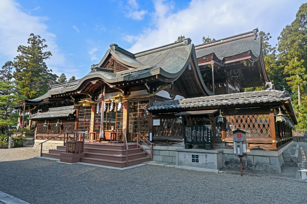 沙沙貴神社 拝殿