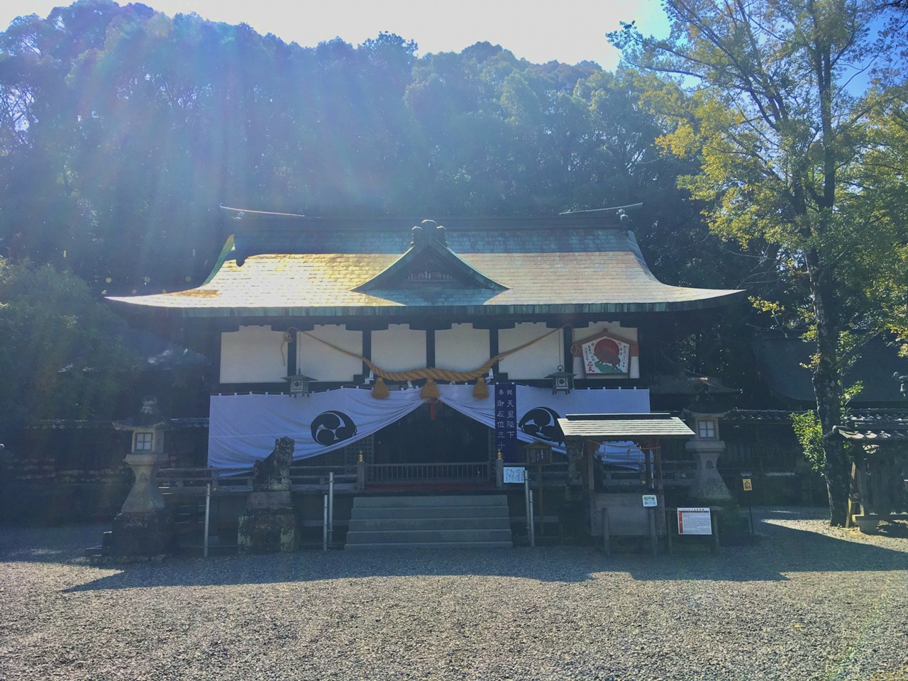 鬪雞神社 拝殿