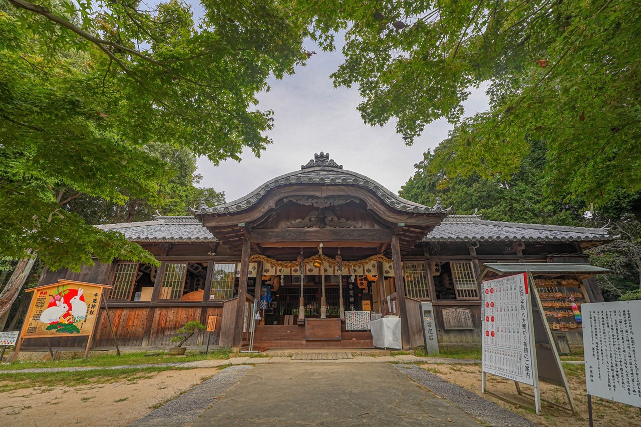 牛窓神社 拝殿