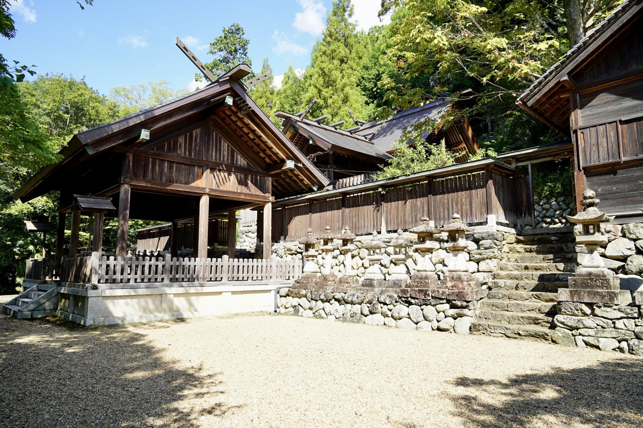 大名持神社 社殿