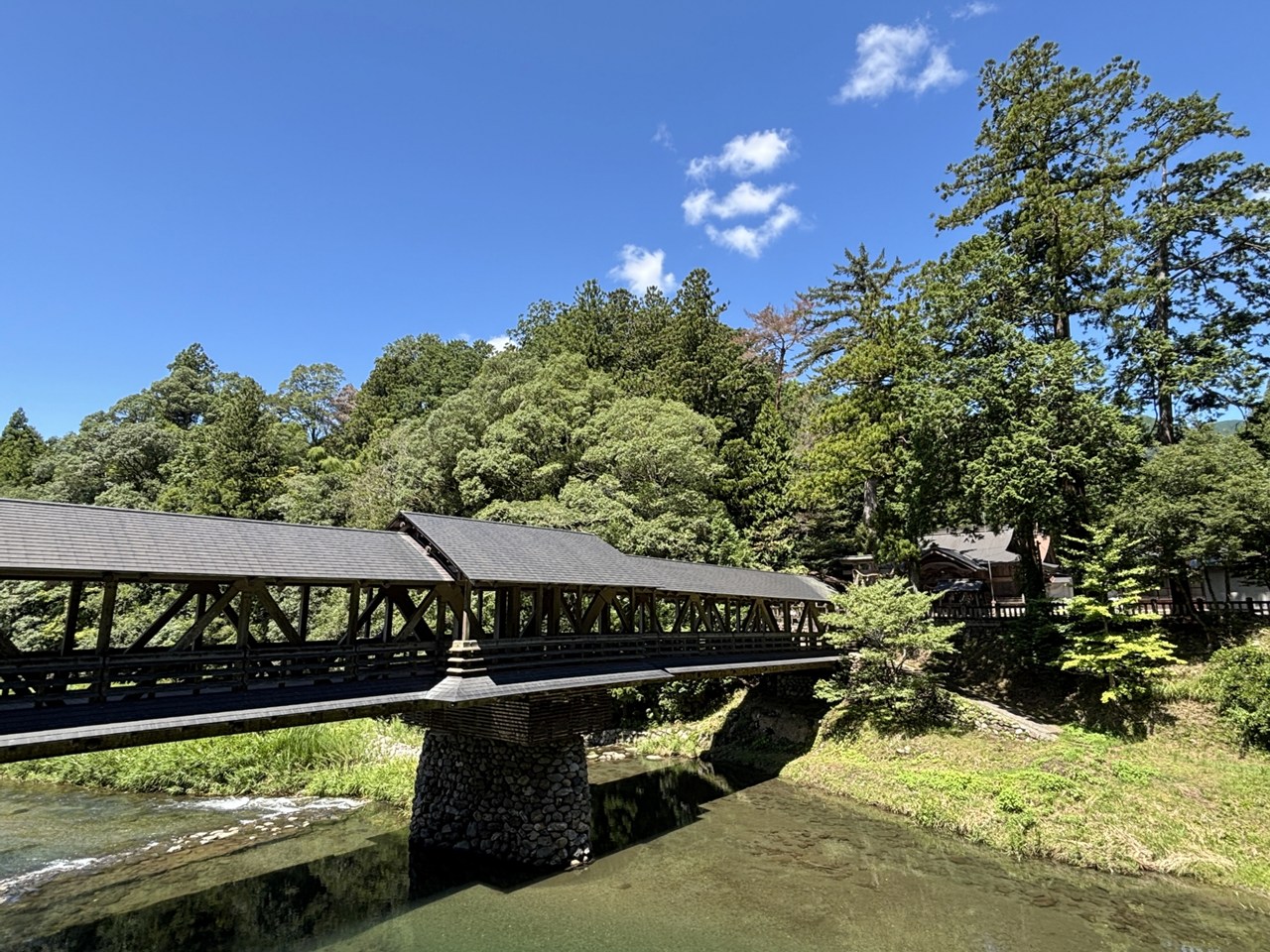 三嶋神社（神幸橋・みゆきばし）