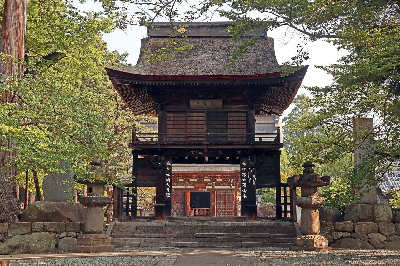 乾徳山恵林寺　三門